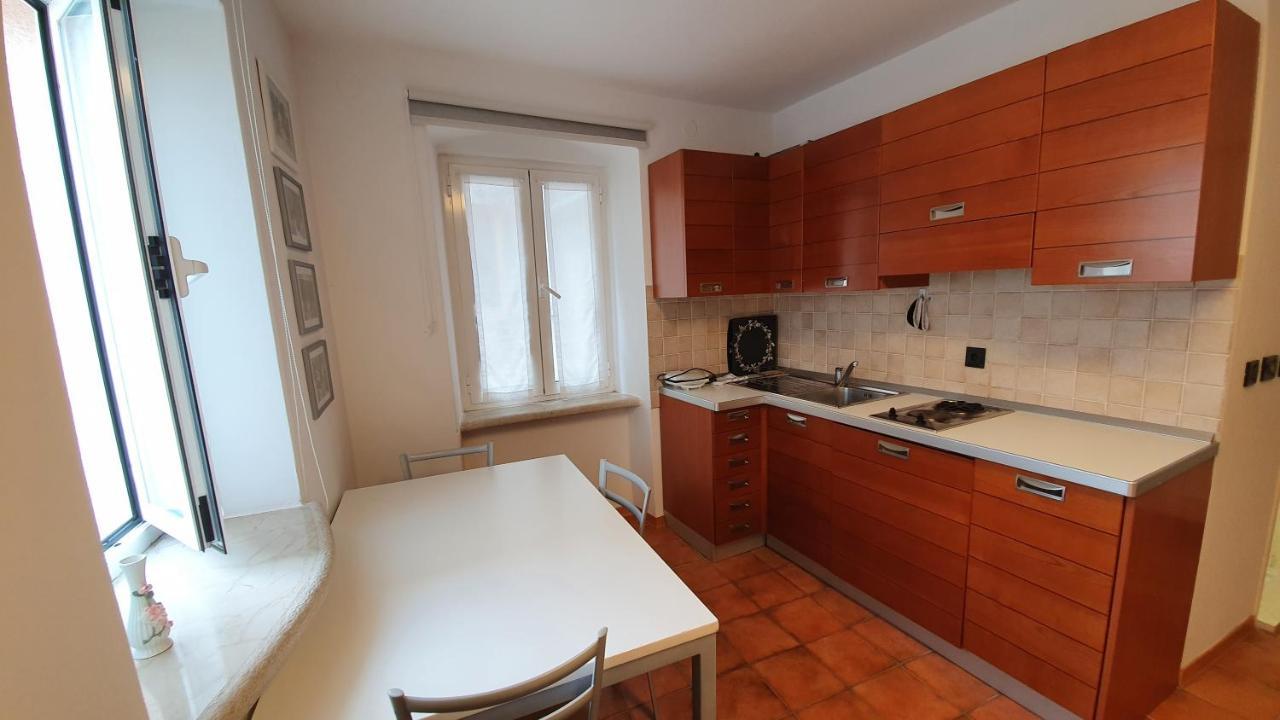Apartments Villa Ernesta โรวีน ภายนอก รูปภาพ